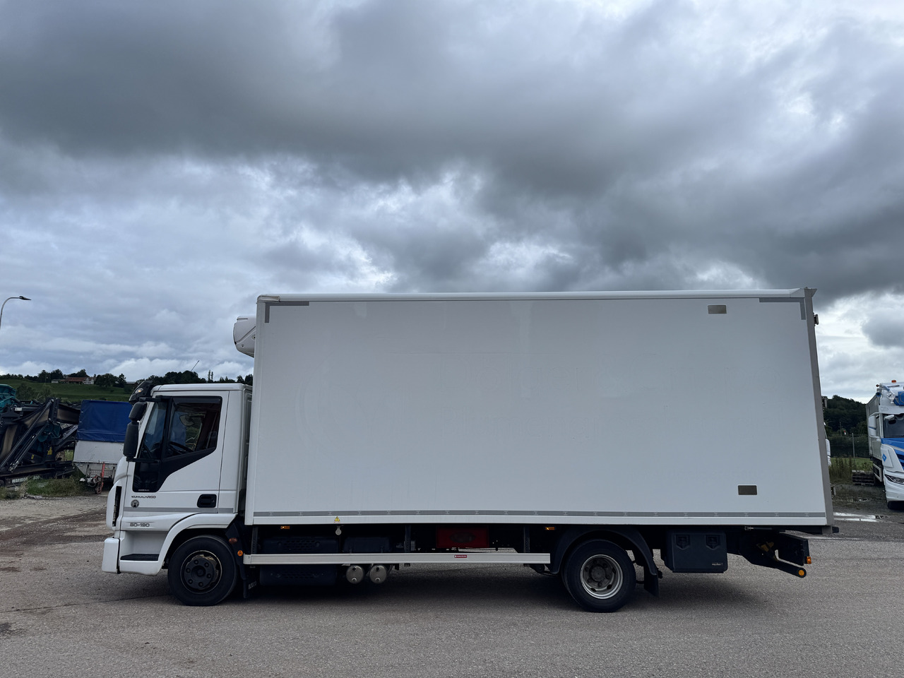 IVECO 80E190 Eurocargo Kühlkoffer (Partikelfilter defekt) - Kravas automašīna refrižerators: foto 2 IVECO 80E190 Eurocargo Kühlkoffer (Partikelfilter defekt) - Kravas automašīna refrižerators: foto 2
