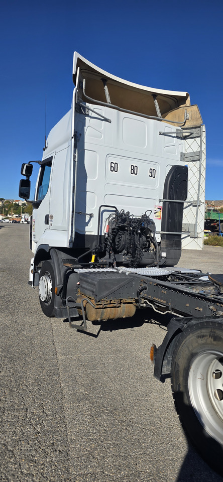 RENAULT PRENIUM - Vilcējs: foto 5 RENAULT PRENIUM - Vilcējs: foto 5