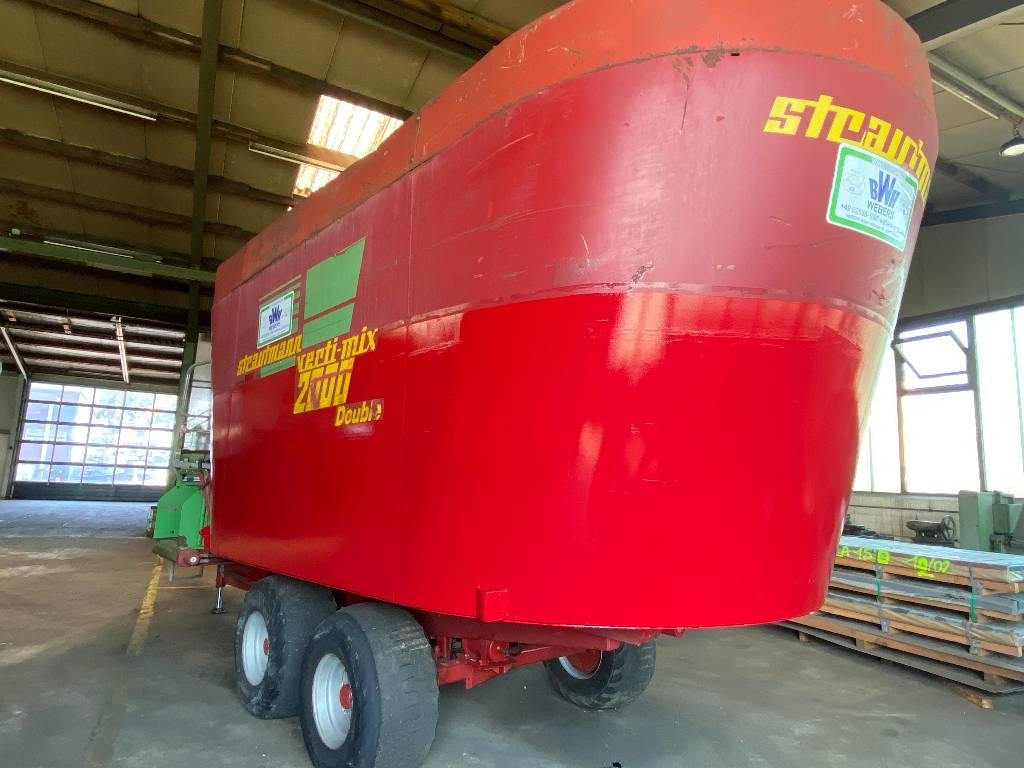 Strautmann Verti Mix 2000 Double - Lopbarības mikseris: foto 4 Strautmann Verti Mix 2000 Double - Lopbarības mikseris: foto 4