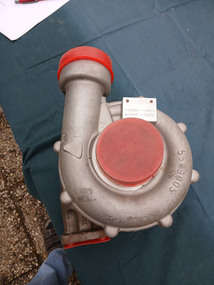 Turbocharger for Mercedes OM 422 - Dzinējs: foto 3 Turbocharger for Mercedes OM 422 - Dzinējs: foto 3