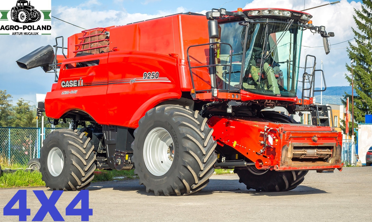 CASE IH IH 9250 AFS - 2019 ROK - 4X4 - 10,7 M. - GPS - AUTOPILOT - 2754H - Labības kombains: foto 1 CASE IH IH 9250 AFS - 2019 ROK - 4X4 - 10,7 M. - GPS - AUTOPILOT - 2754H - Labības kombains: foto 1