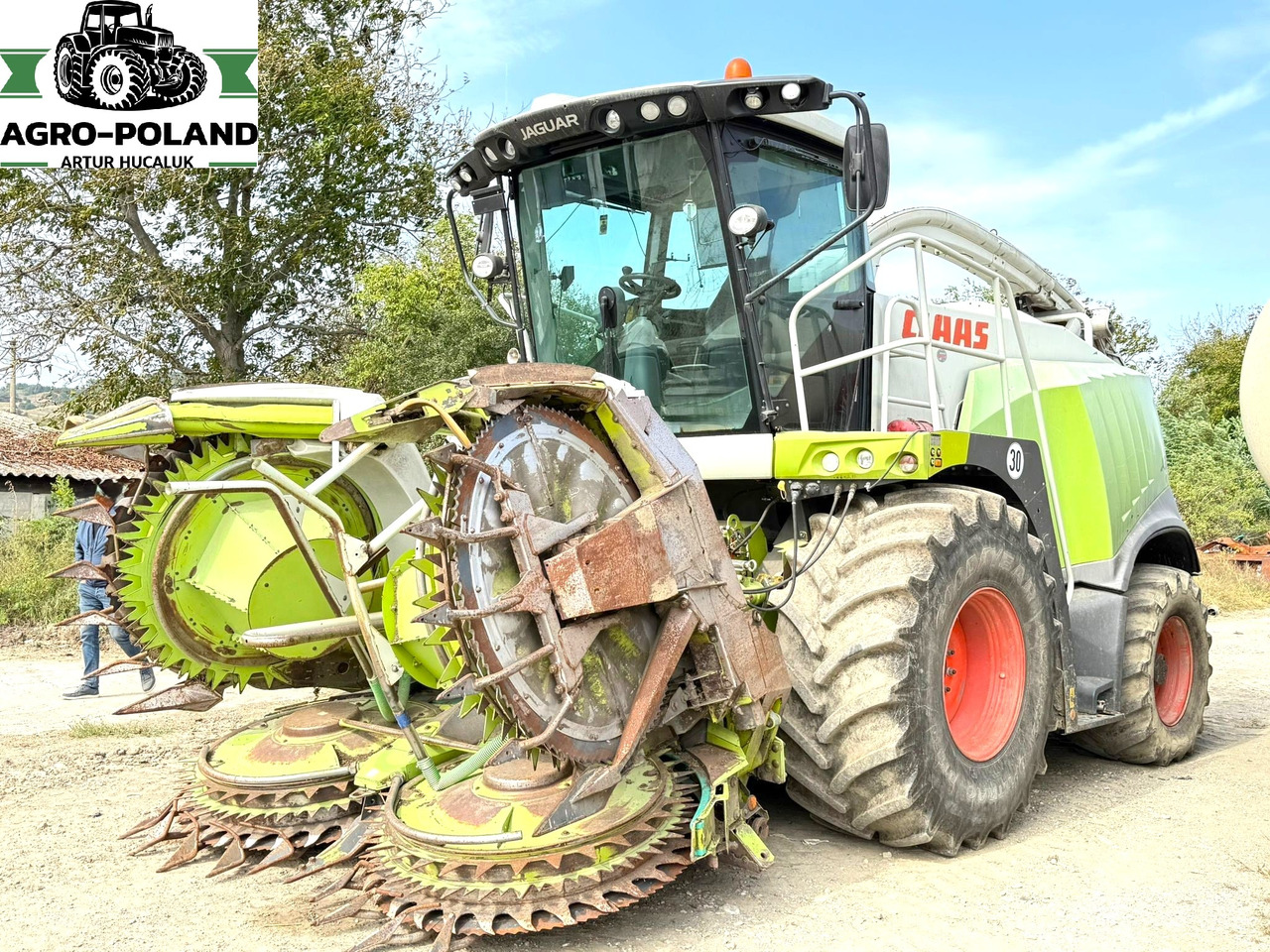 CLAAS JAGUAR 940 - 2014 ROK - 4X4 + ORBIS 600 + PU 300 - Lopbarības kombains: foto 1 CLAAS JAGUAR 940 - 2014 ROK - 4X4 + ORBIS 600 + PU 300 - Lopbarības kombains: foto 1