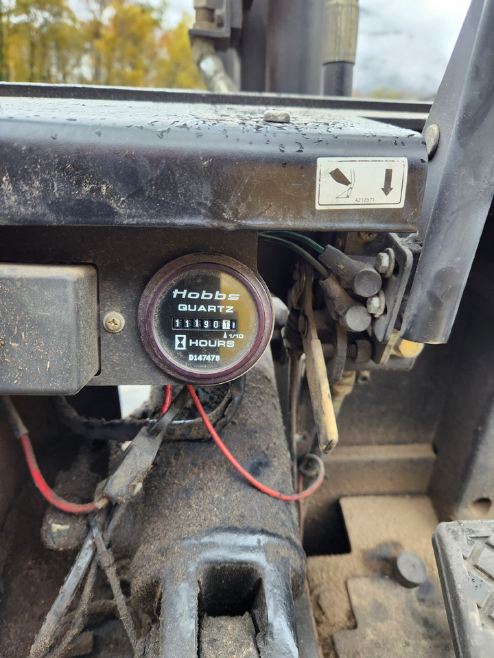 DAEWOO G30E-3 - Gāzes iekrāvējs: foto 5 DAEWOO G30E-3 - Gāzes iekrāvējs: foto 5