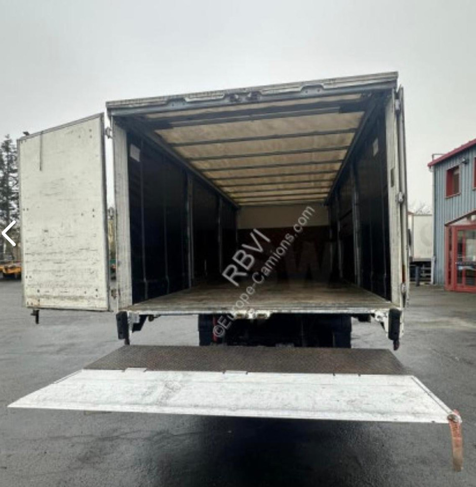 RENAULT MIDLUM 12.220 - Kravas automašīna ar tentu: foto 3 RENAULT MIDLUM 12.220 - Kravas automašīna ar tentu: foto 3