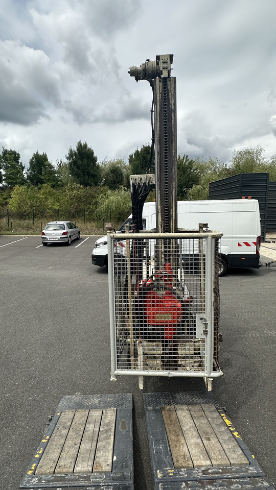 Comacchio GEO 205 - Urbšanas mašīna: foto 2 Comacchio GEO 205 - Urbšanas mašīna: foto 2