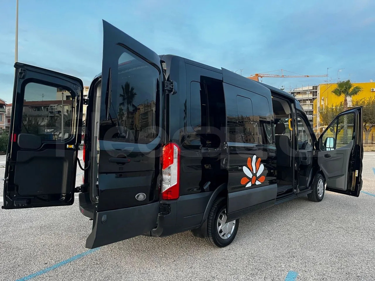 Mikroautobuss, Pasažieru furgons Ford Transit: foto 19 Mikroautobuss, Pasažieru furgons Ford Transit: foto 19