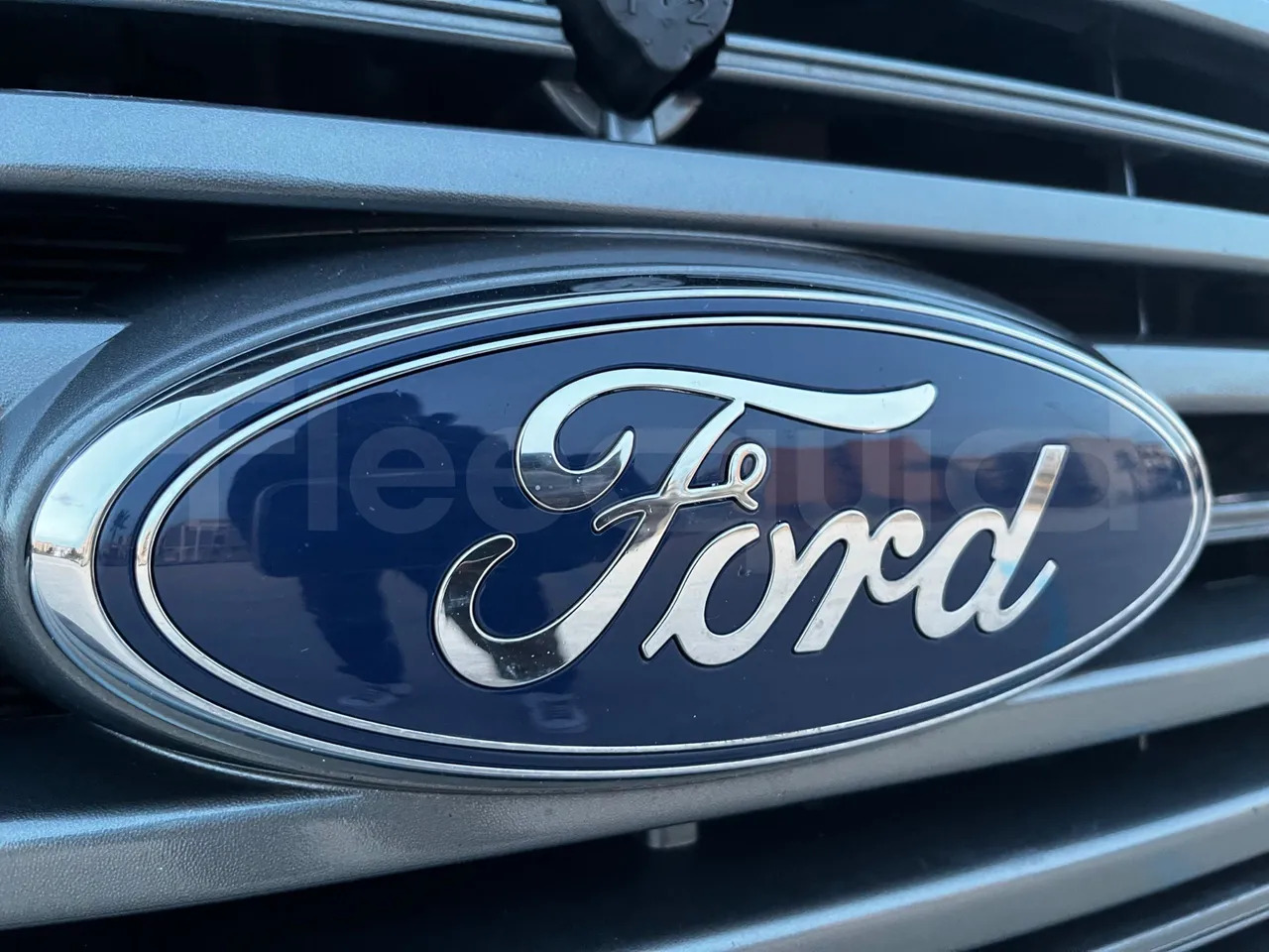 Mikroautobuss, Pasažieru furgons Ford Transit: foto 20 Mikroautobuss, Pasažieru furgons Ford Transit: foto 20