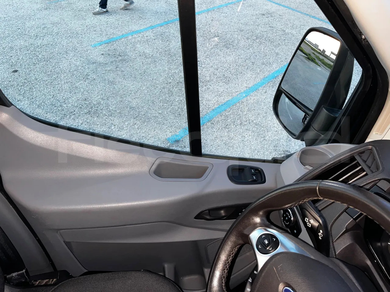 Mikroautobuss, Pasažieru furgons Ford Transit: foto 31 Mikroautobuss, Pasažieru furgons Ford Transit: foto 31