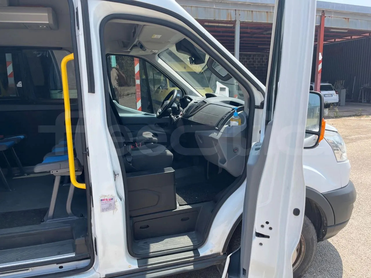 Mikroautobuss, Pasažieru furgons Ford Transit: foto 13