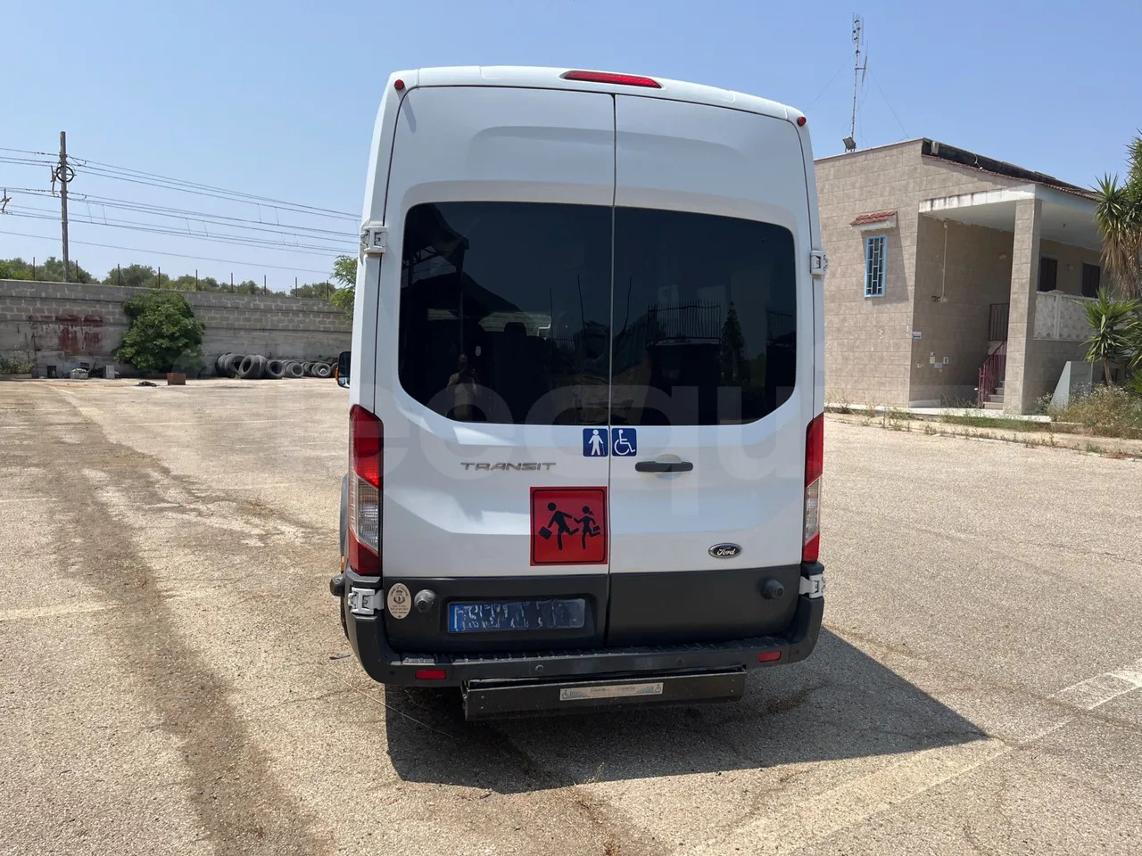Ford Transit - Mikroautobuss, Pasažieru furgons: foto 5 Ford Transit - Mikroautobuss, Pasažieru furgons: foto 5