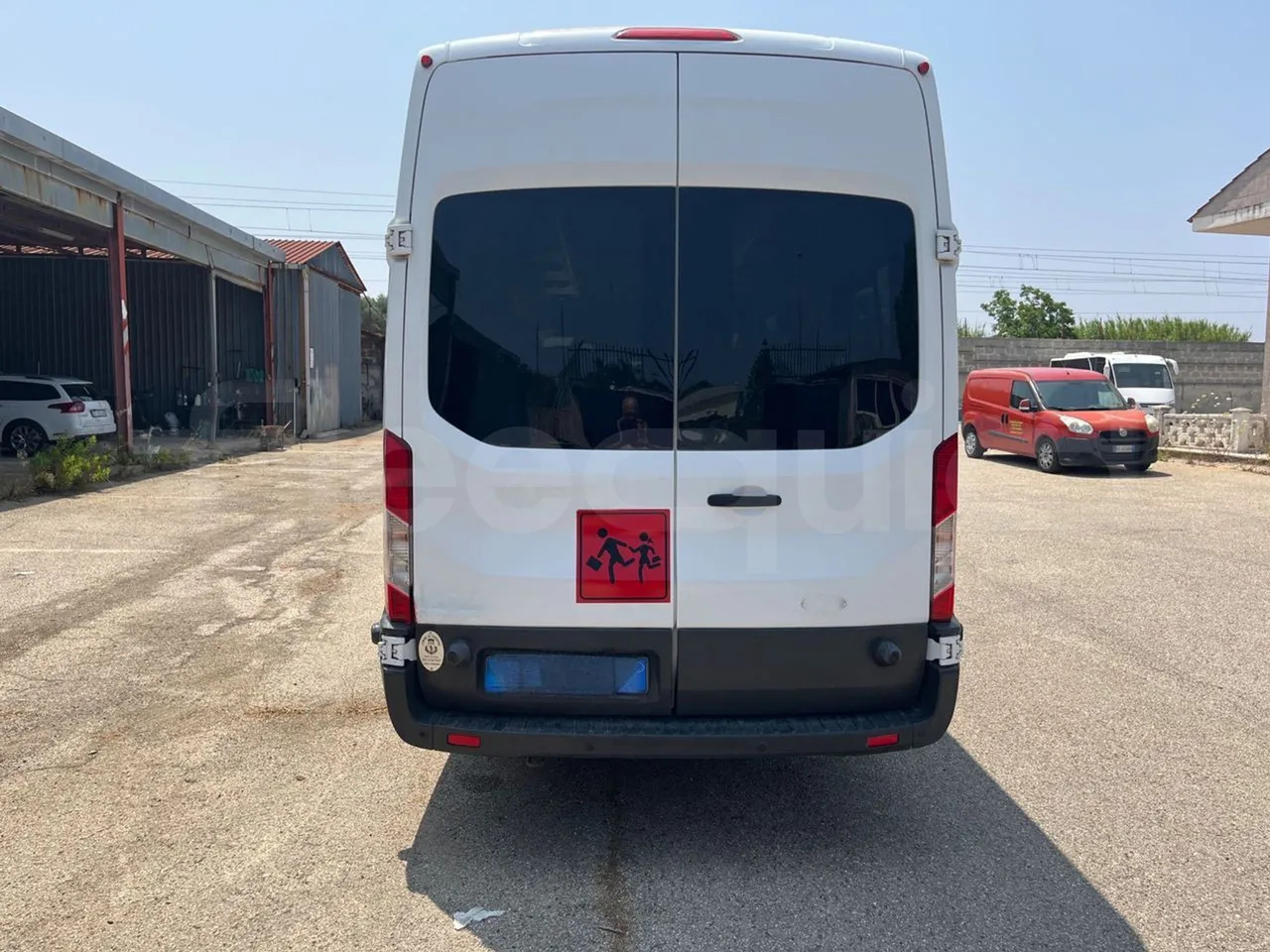 Ford Transit - Mikroautobuss, Pasažieru furgons: foto 5 Ford Transit - Mikroautobuss, Pasažieru furgons: foto 5