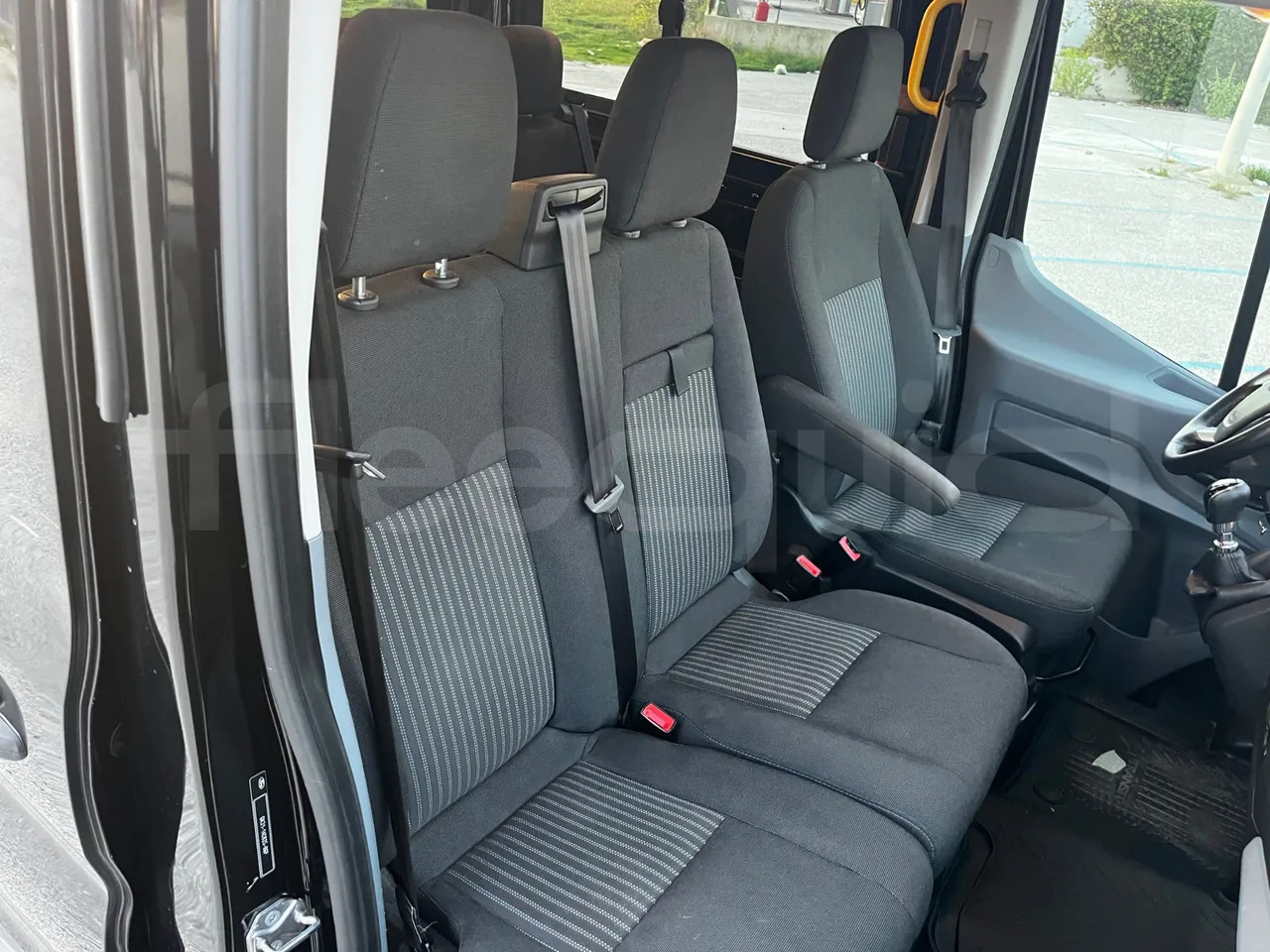 Mikroautobuss, Pasažieru furgons Ford Transit: foto 26 Mikroautobuss, Pasažieru furgons Ford Transit: foto 26