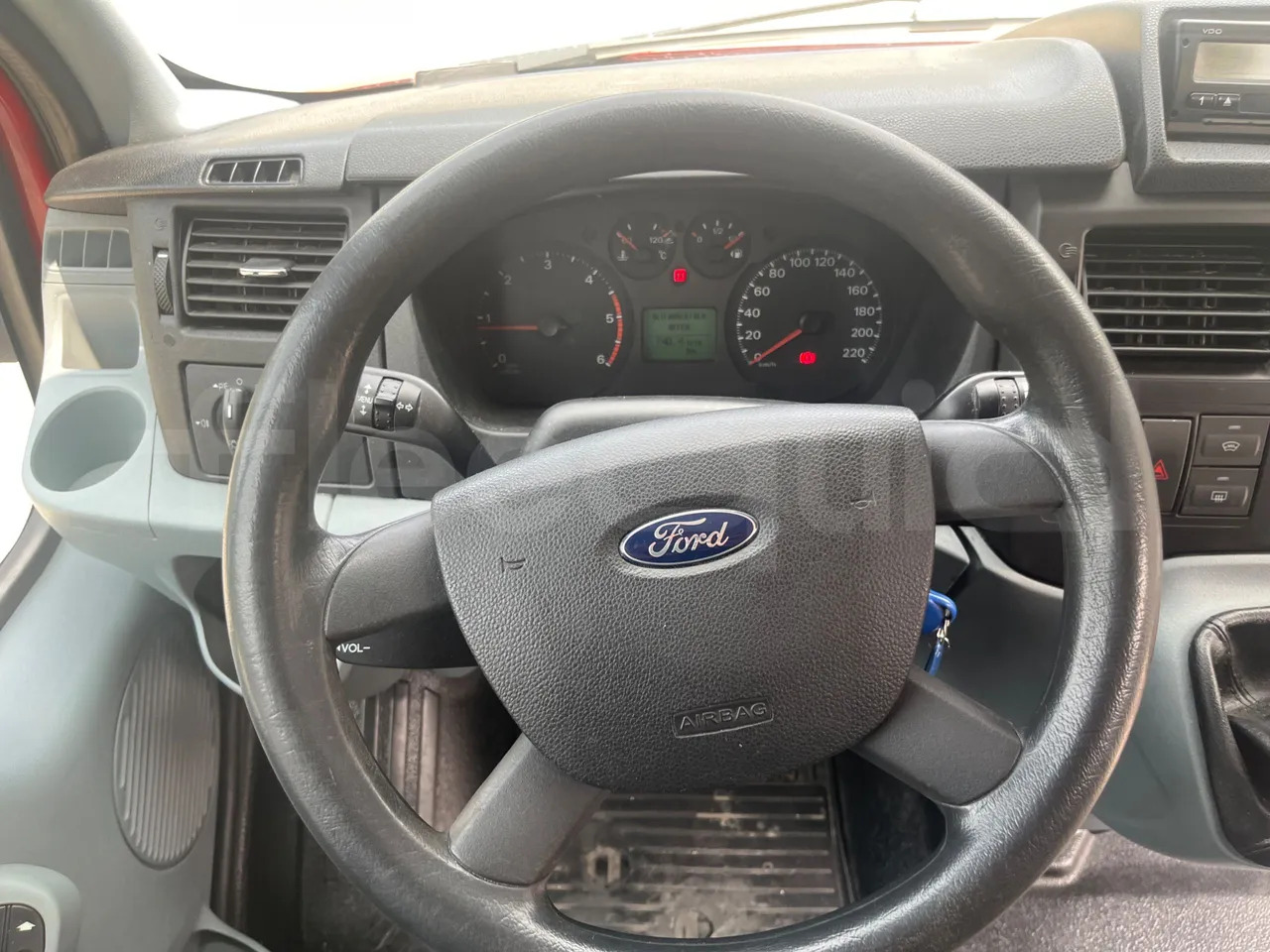 Ford Transit Tourneo līzingu Ford Transit Tourneo: foto 16