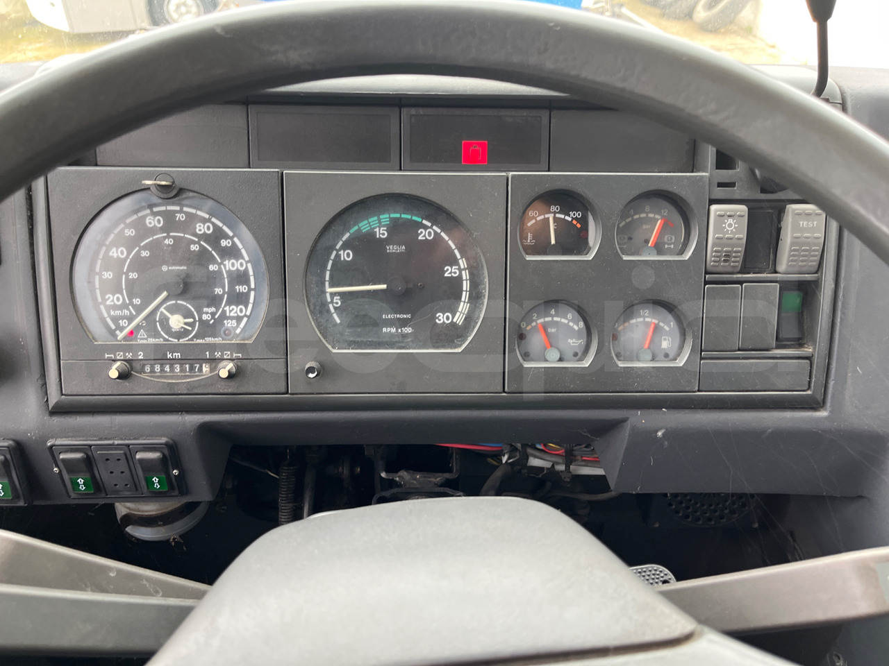 Irisbus 397E.12 - Piepilsētas autobuss: foto 3 Irisbus 397E.12 - Piepilsētas autobuss: foto 3