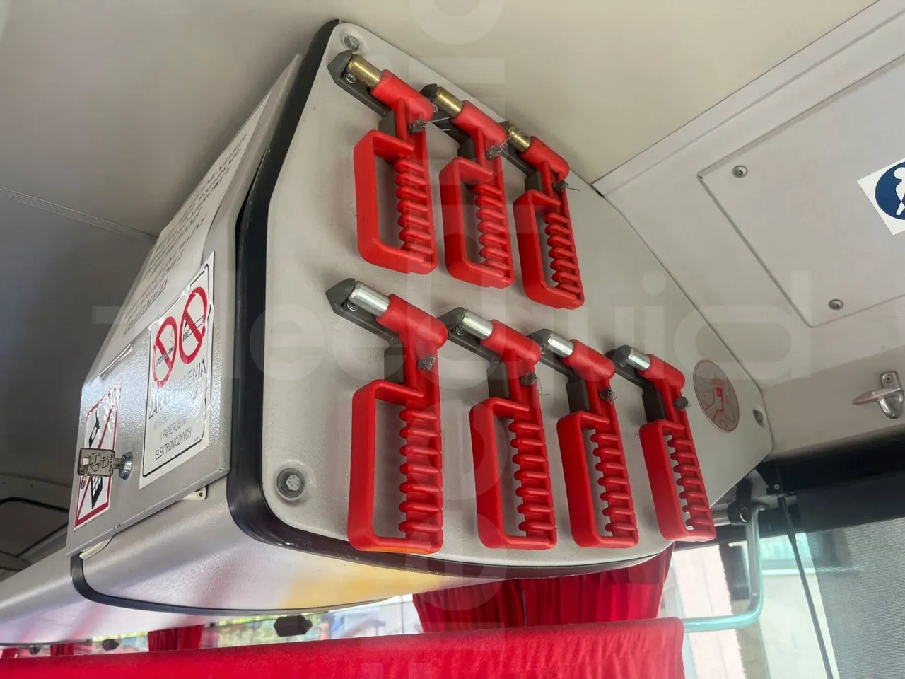 Irisbus Ares - Piepilsētas autobuss: foto 3 Irisbus Ares - Piepilsētas autobuss: foto 3