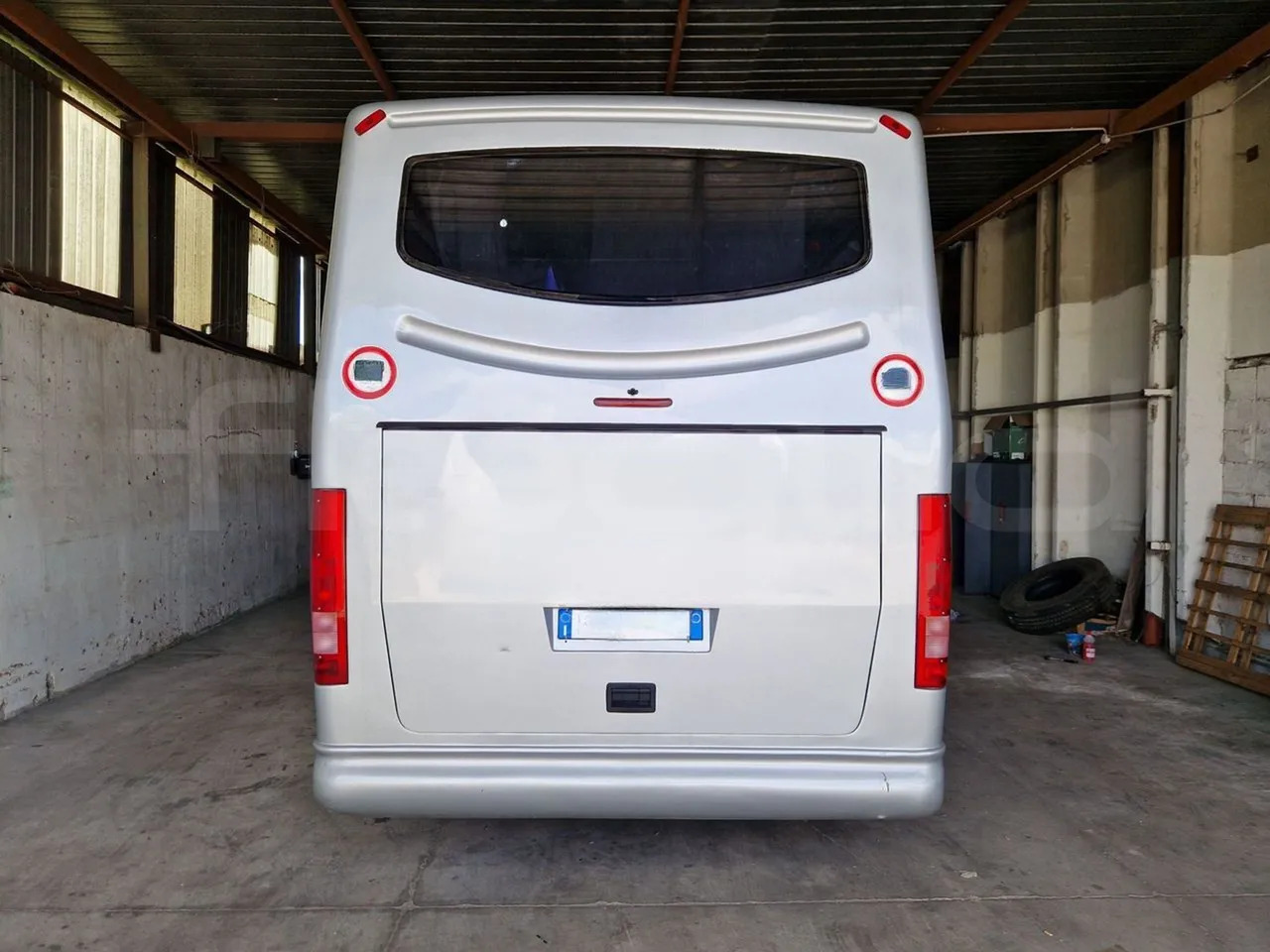 Iveco 65C15/70 - Starppilsētu autobuss: foto 4 Iveco 65C15/70 - Starppilsētu autobuss: foto 4