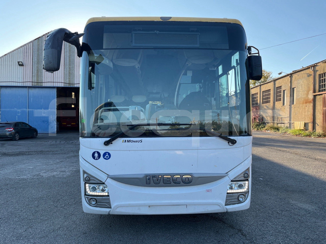 Iveco Crossway - Piepilsētas autobuss: foto 2 Iveco Crossway - Piepilsētas autobuss: foto 2