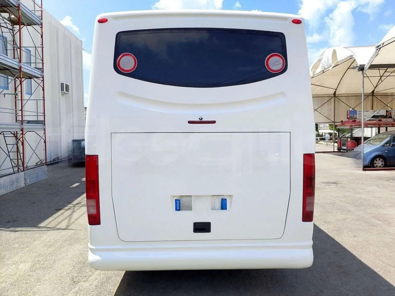 Iveco Daily - Starppilsētu autobuss: foto 5 Iveco Daily - Starppilsētu autobuss: foto 5
