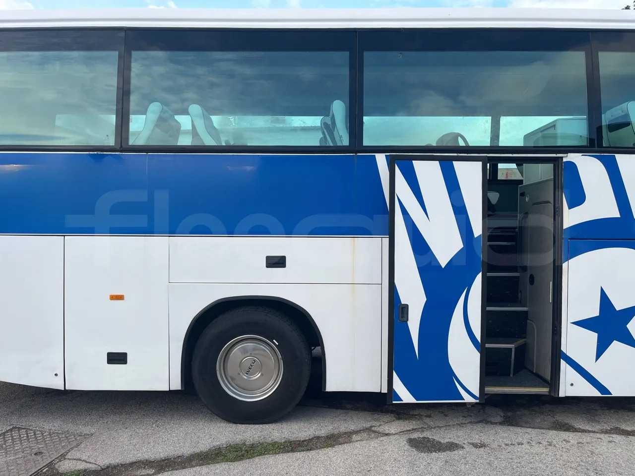 Starppilsētu autobuss Iveco Irisbus Italia: foto 17 Starppilsētu autobuss Iveco Irisbus Italia: foto 17