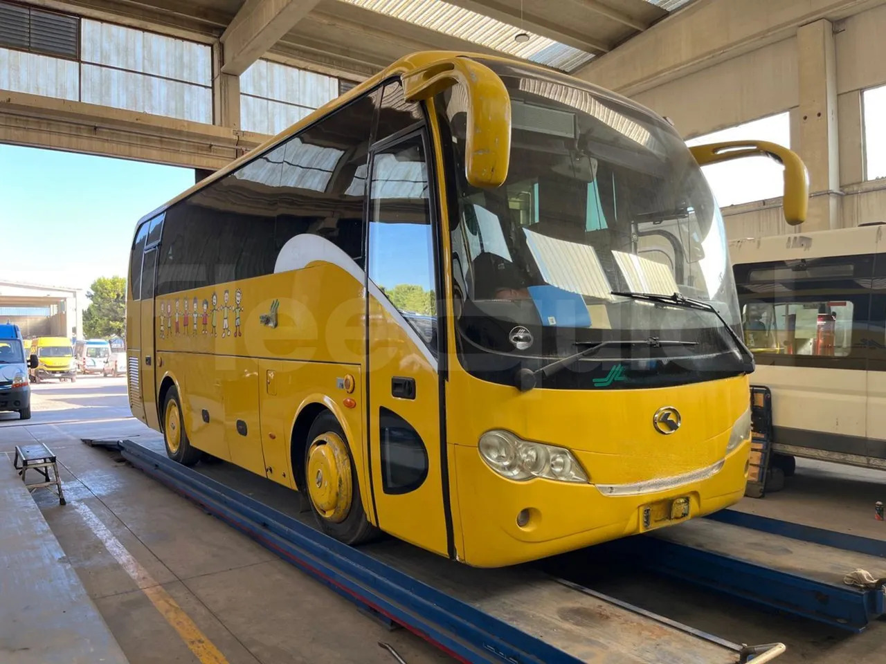 King Long XMQ6800 - Skolas autobuss: foto 1 King Long XMQ6800 - Skolas autobuss: foto 1