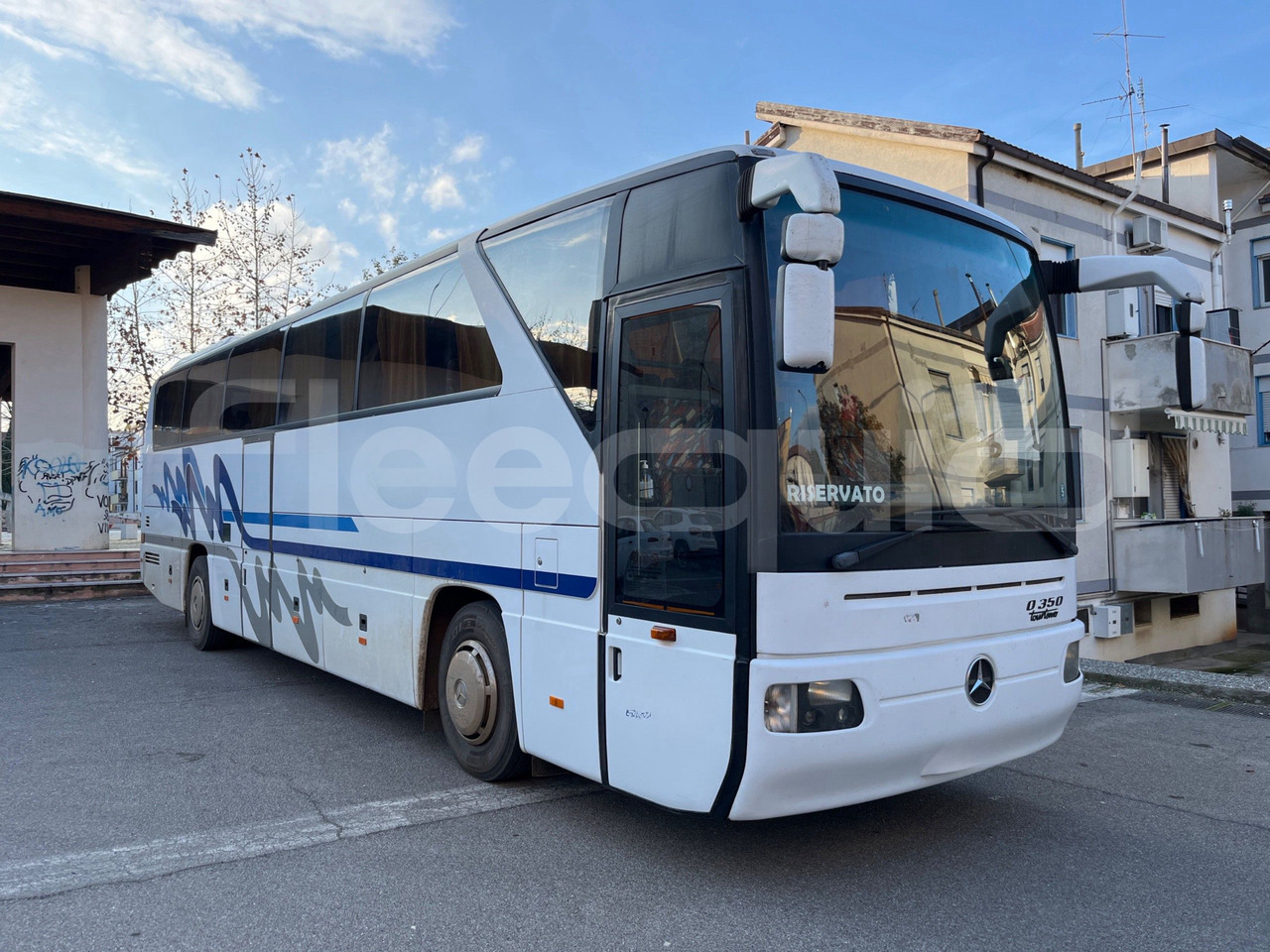 Mercedes-Benz 0 350 - Starppilsētu autobuss: foto 1 Mercedes-Benz 0 350 - Starppilsētu autobuss: foto 1