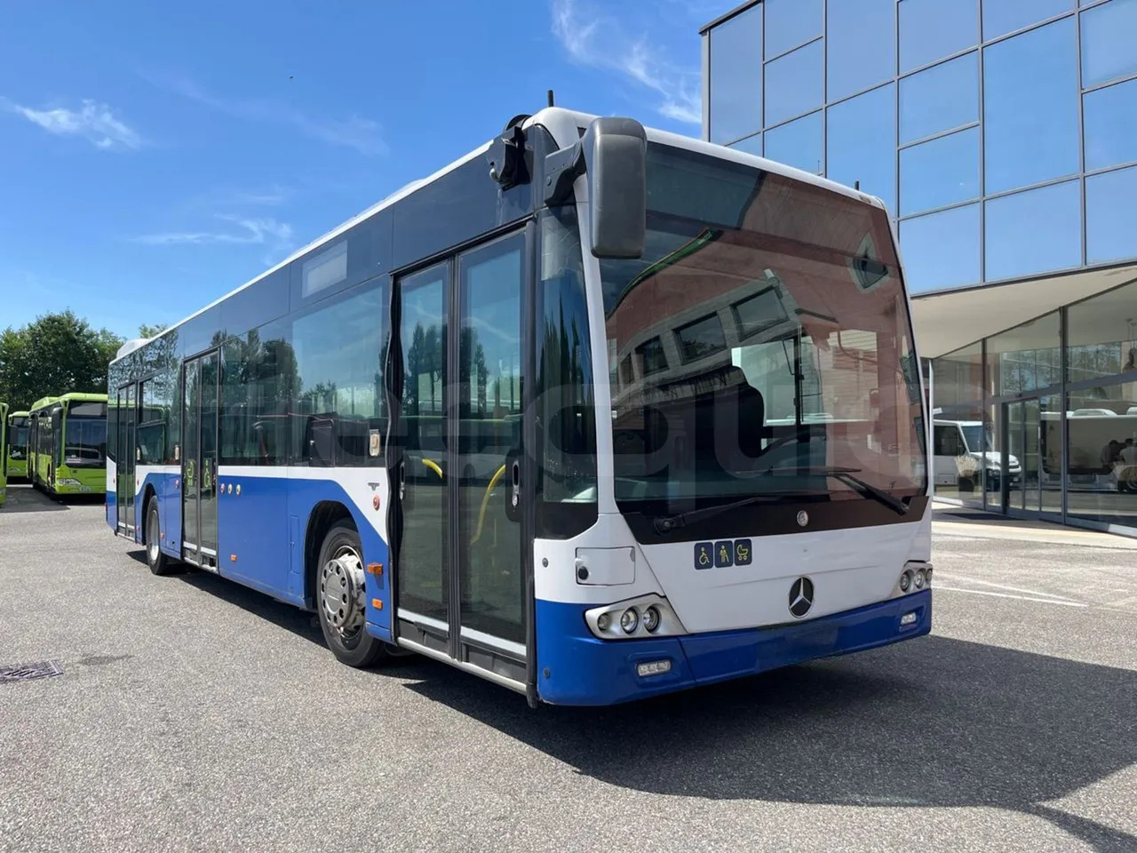 Mercedes-Benz Conecto - Pilsētas autobuss: foto 1 Mercedes-Benz Conecto - Pilsētas autobuss: foto 1