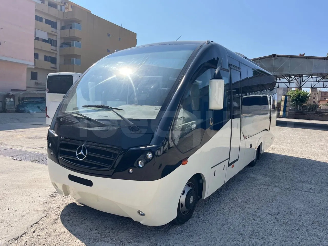 Mercedes-Benz MB 818 S - Starppilsētu autobuss: foto 4 Mercedes-Benz MB 818 S - Starppilsētu autobuss: foto 4