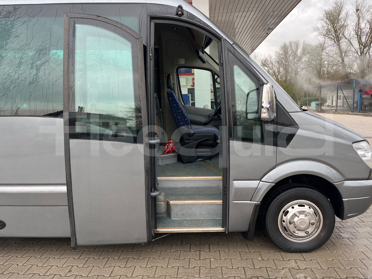 Piepilsētas autobuss Mercedes-Benz Sprinter: foto 12 Piepilsētas autobuss Mercedes-Benz Sprinter: foto 12