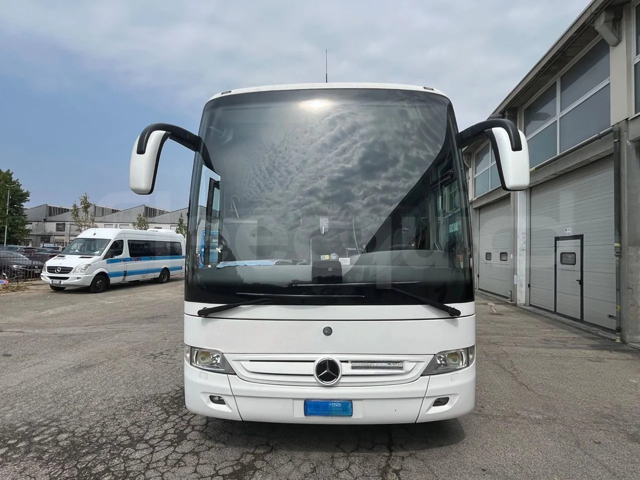 Mercedes-Benz Tourismo - Starppilsētu autobuss: foto 2 Mercedes-Benz Tourismo - Starppilsētu autobuss: foto 2