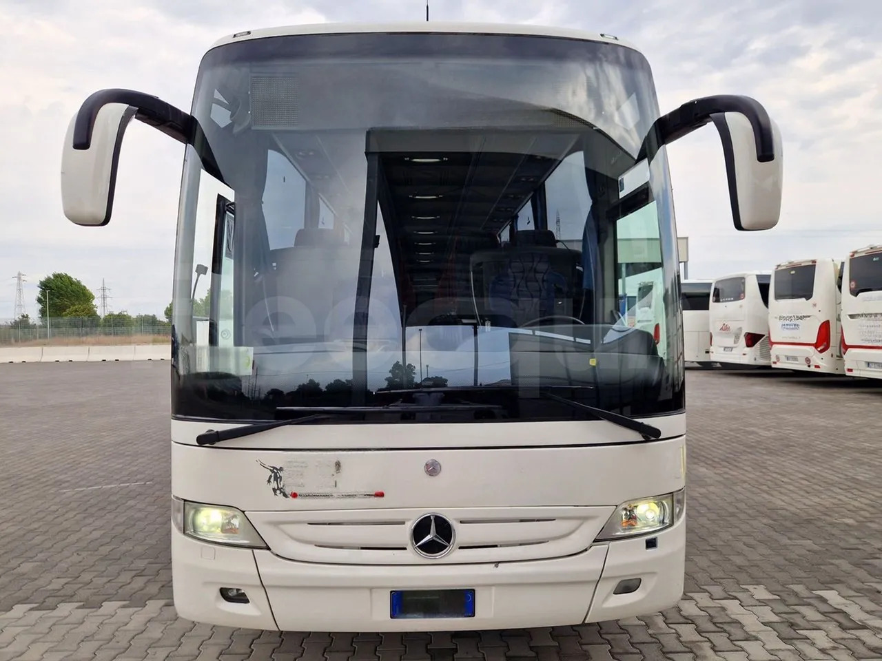 Mercedes-Benz Tourismo - Starppilsētu autobuss: foto 2 Mercedes-Benz Tourismo - Starppilsētu autobuss: foto 2