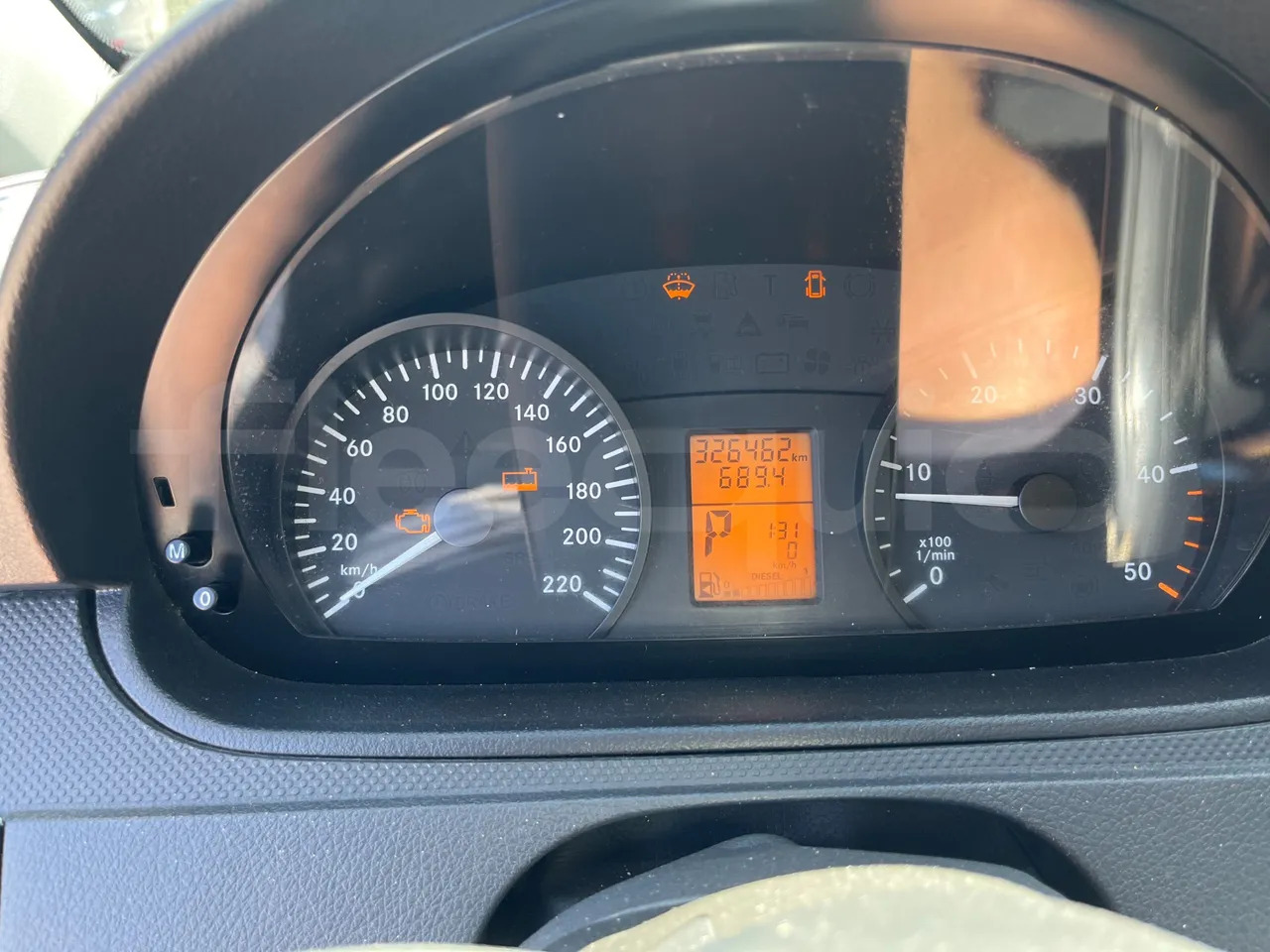 Mercedes-Benz Vito - Piepilsētas autobuss: foto 3 Mercedes-Benz Vito - Piepilsētas autobuss: foto 3