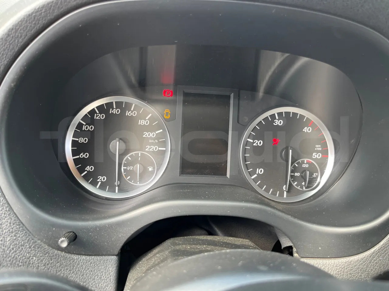 Mercedes-Benz Vito Tourer - Pasažieru furgons: foto 3 Mercedes-Benz Vito Tourer - Pasažieru furgons: foto 3