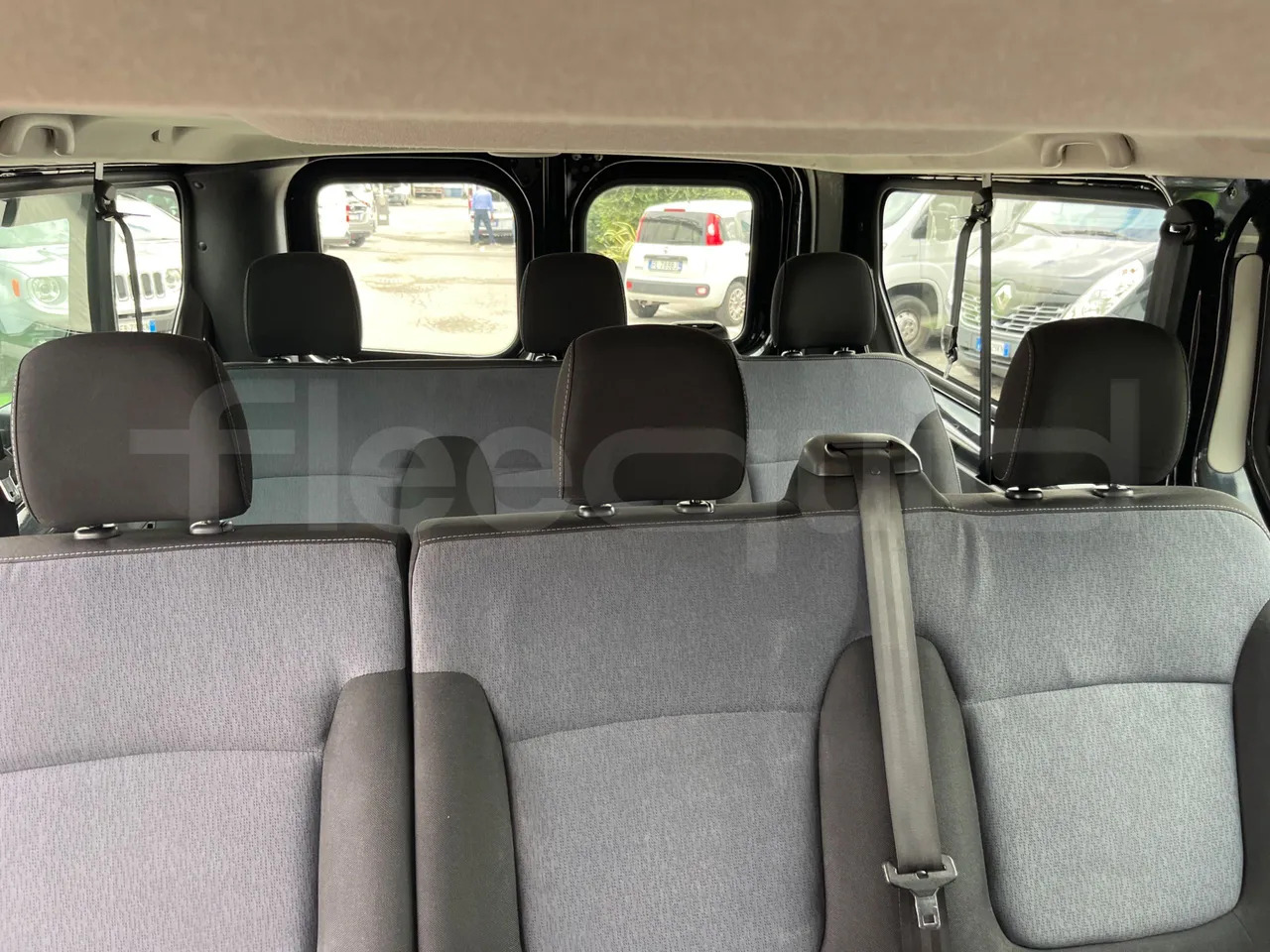 Piepilsētas autobuss Opel Vivaro - B: foto 24