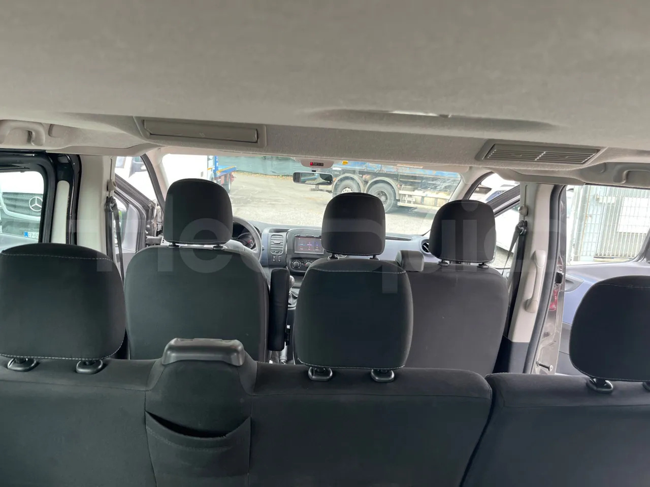 Piepilsētas autobuss Opel Vivaro - B: foto 26