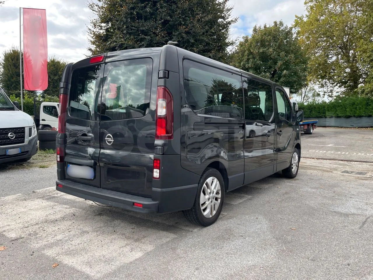 Piepilsētas autobuss Opel Vivaro - B: foto 9