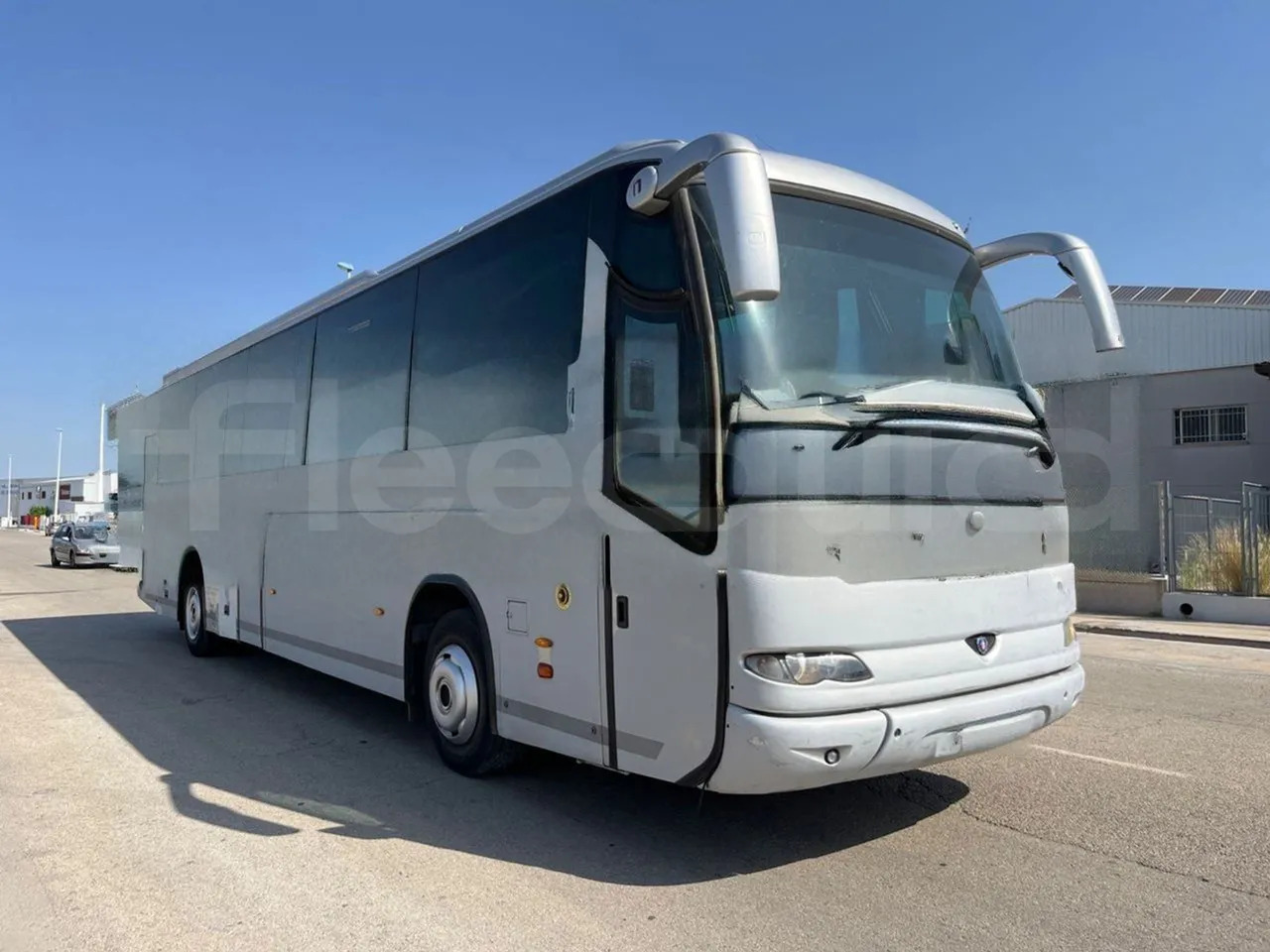 Scania Touring HD - Starppilsētu autobuss: foto 1 Scania Touring HD - Starppilsētu autobuss: foto 1