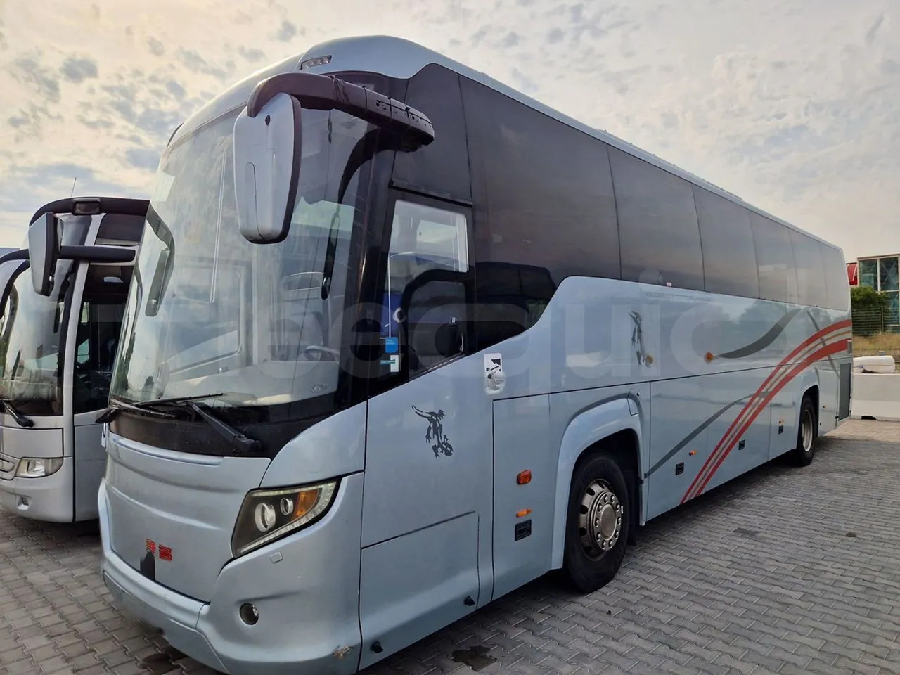 Scania Touring HD - Starppilsētu autobuss: foto 4 Scania Touring HD - Starppilsētu autobuss: foto 4