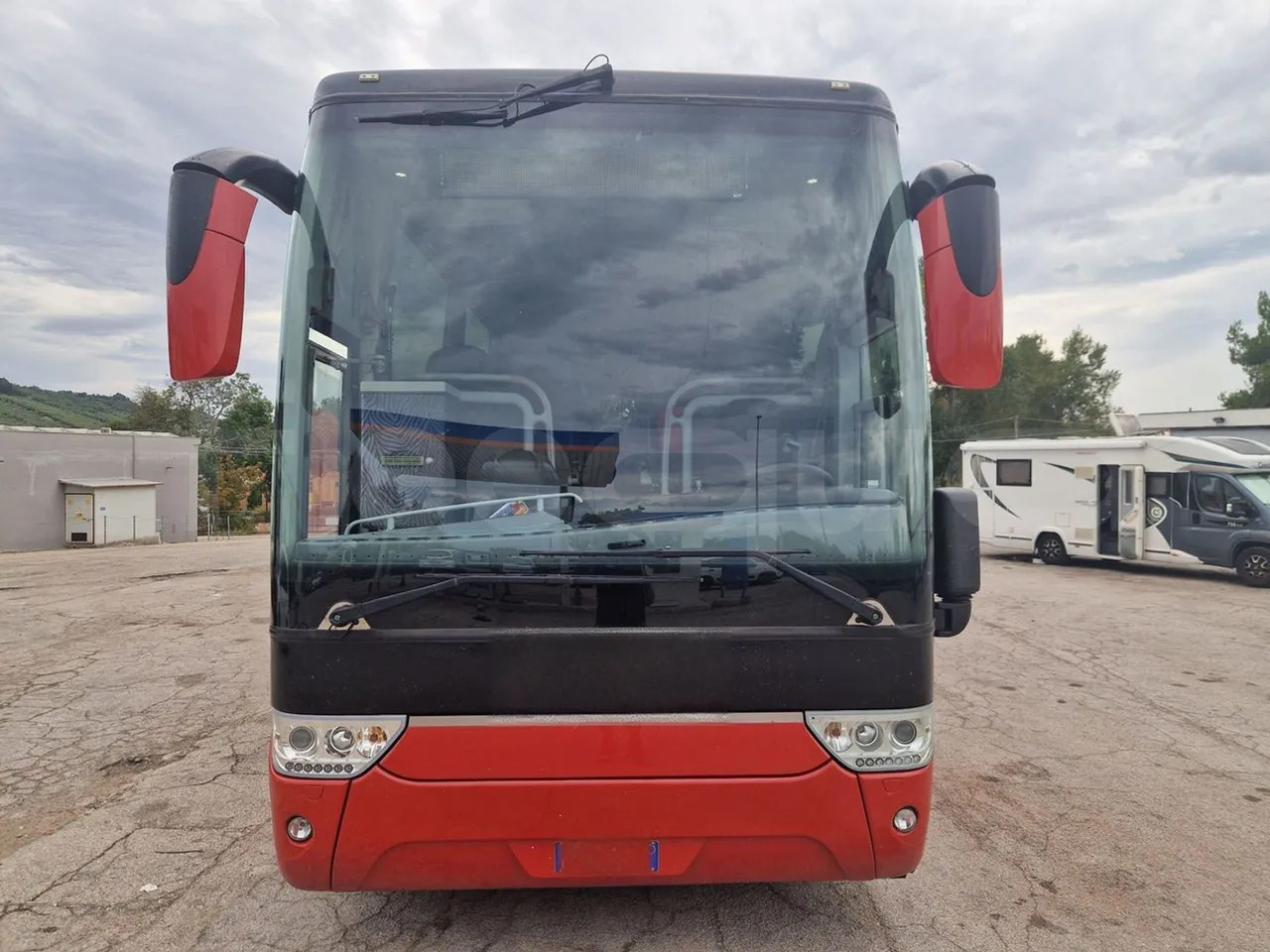 Van Hool Acron - Starppilsētu autobuss: foto 2 Van Hool Acron - Starppilsētu autobuss: foto 2