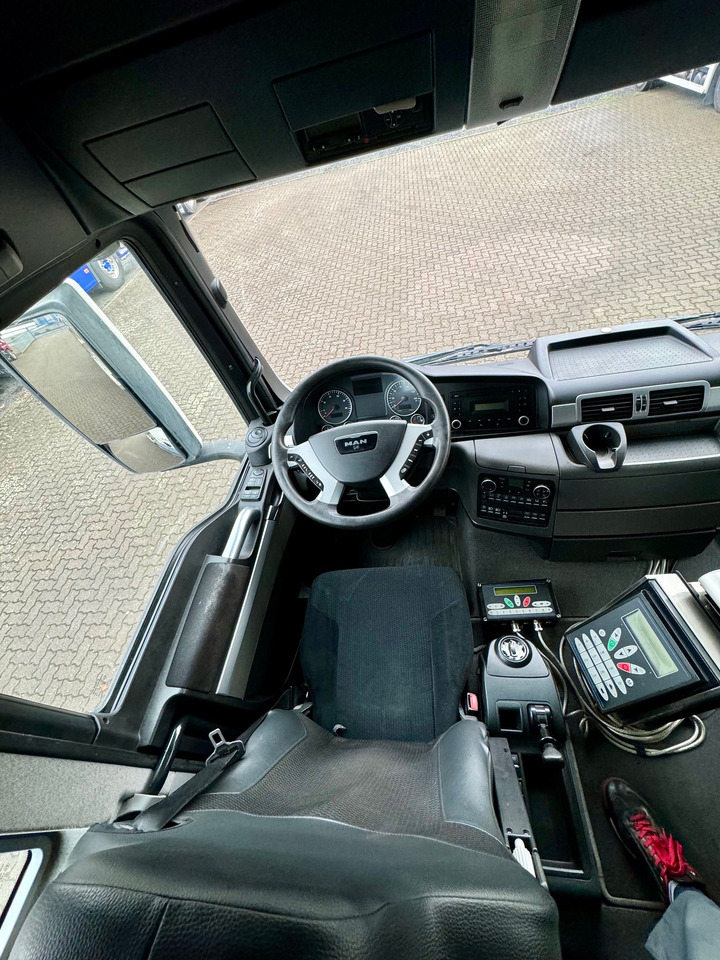 MAN TGS 35.480 8X4-2 TRIDEM Wasser-Tank līzingu MAN TGS 35.480 8X4-2 TRIDEM Wasser-Tank: foto 9