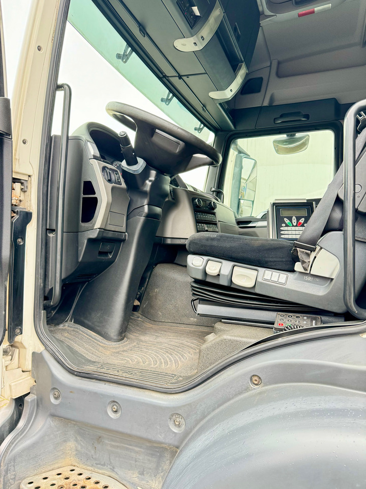 MAN TGS 35.480 8X4-2 TRIDEM Wasser-Tank līzingu MAN TGS 35.480 8X4-2 TRIDEM Wasser-Tank: foto 21