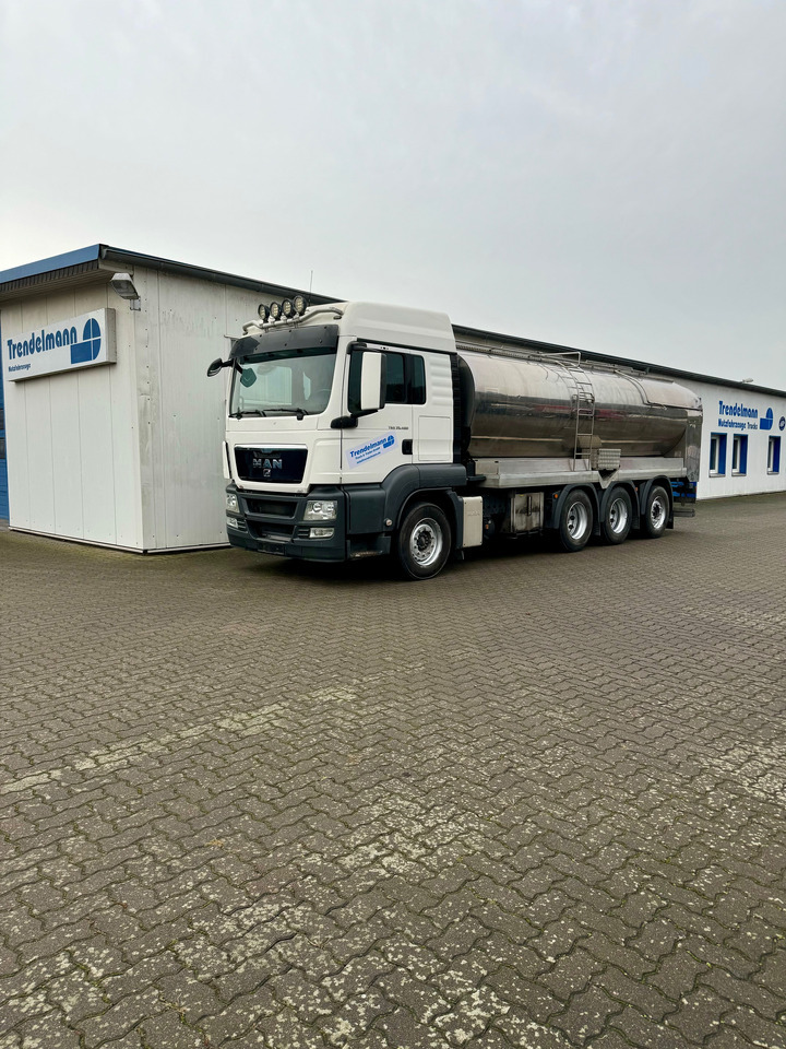 MAN TGS 35.480 8X4-2 TRIDEM Wasser-Tank - Autocisterna: foto 5 MAN TGS 35.480 8X4-2 TRIDEM Wasser-Tank - Autocisterna: foto 5