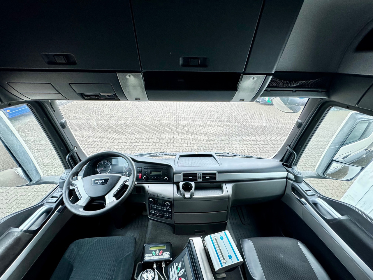 MAN TGS 35.480 8X4-2 TRIDEM Wasser-Tank līzingu MAN TGS 35.480 8X4-2 TRIDEM Wasser-Tank: foto 8