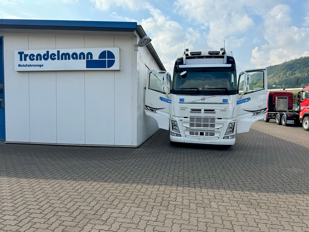 VOLVO Fh-13-540 6x4R - Pacēlājs ar āķi: foto 4 VOLVO Fh-13-540 6x4R - Pacēlājs ar āķi: foto 4