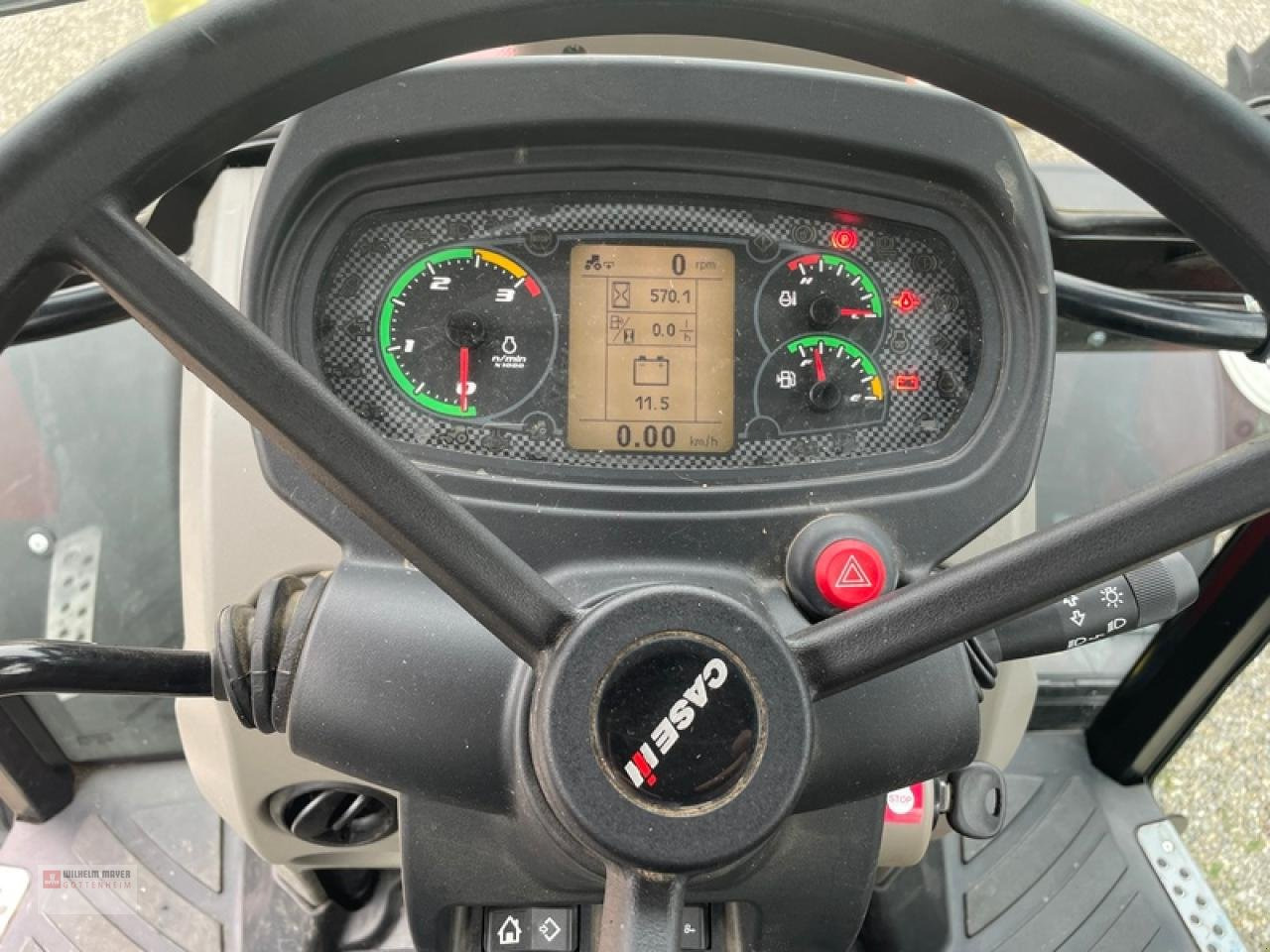 Case IH FarmallC - Traktors: foto 3 Case IH FarmallC - Traktors: foto 3