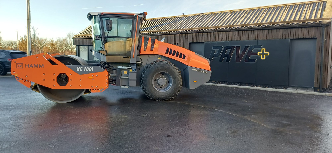 HAMM HC 180i - Vibrorullis: foto 1 HAMM HC 180i - Vibrorullis: foto 1