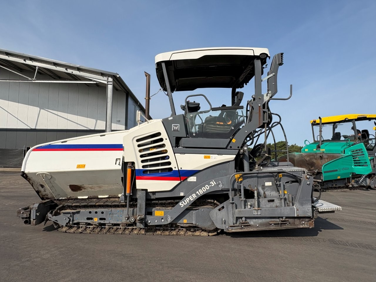 VÖGELE SUPER 1800-3i - Asfalta klājējs: foto 4 VÖGELE SUPER 1800-3i - Asfalta klājējs: foto 4