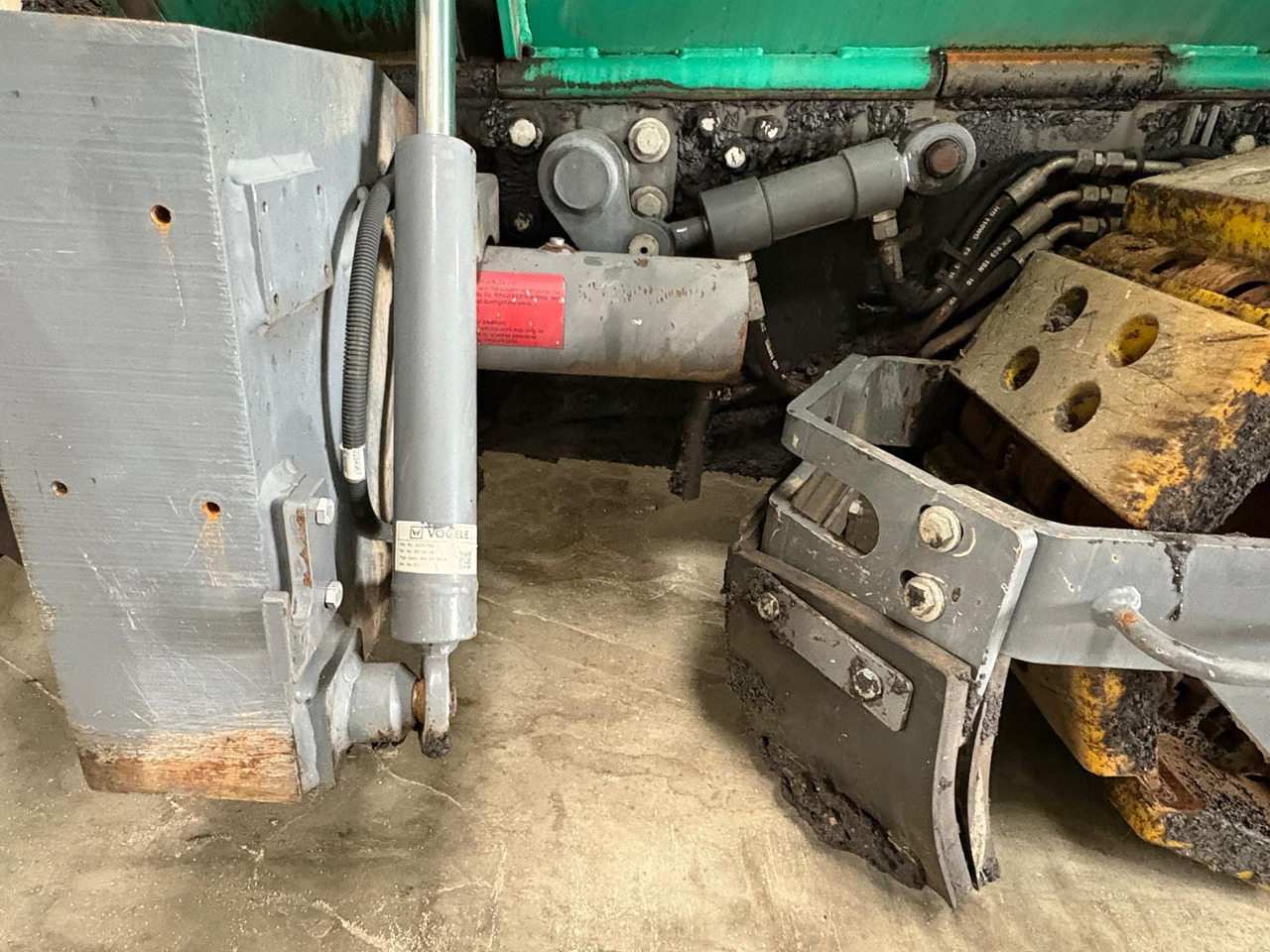 Asfalta klājējs VÖGELE SUPER 1900-3i: foto 20 Asfalta klājējs VÖGELE SUPER 1900-3i: foto 20