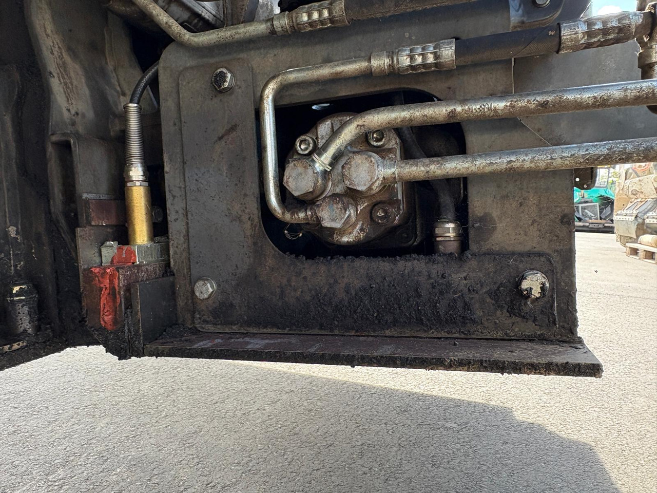 Asfalta klājējs VÖGELE SUPER 1900-3i: foto 14 Asfalta klājējs VÖGELE SUPER 1900-3i: foto 14