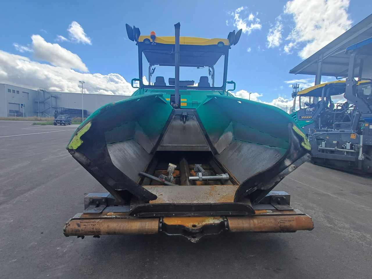 Asfalta klājējs VÖGELE SUPER 1900-3i: foto 8 Asfalta klājējs VÖGELE SUPER 1900-3i: foto 8