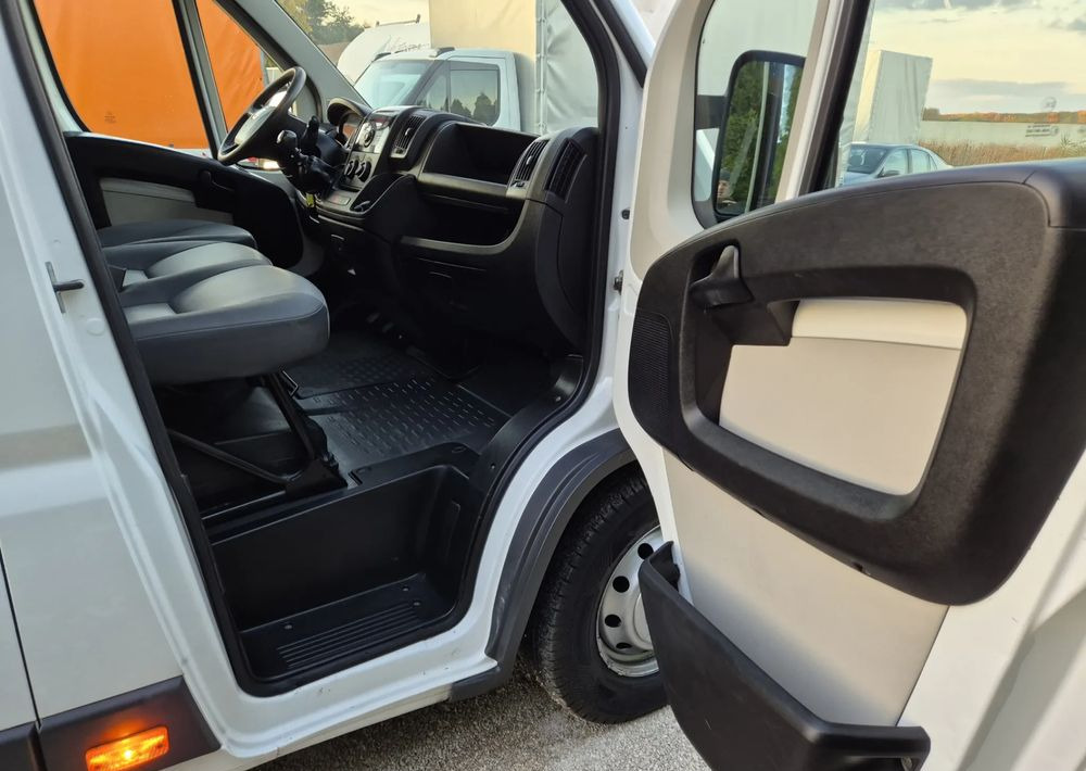 Fiat DUCATO 2.3 150KM / - Kravas-pasažieru furgons: foto 5 Fiat DUCATO 2.3 150KM / - Kravas-pasažieru furgons: foto 5